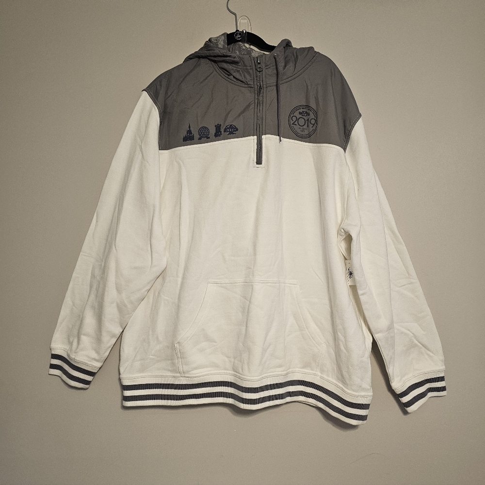 DISNEY Fleece lined 3/4 zip pull over XXL